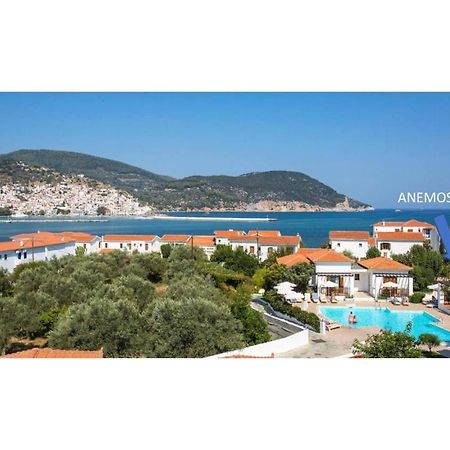 Anemos Junior Suite Skopelos Town Exterior photo