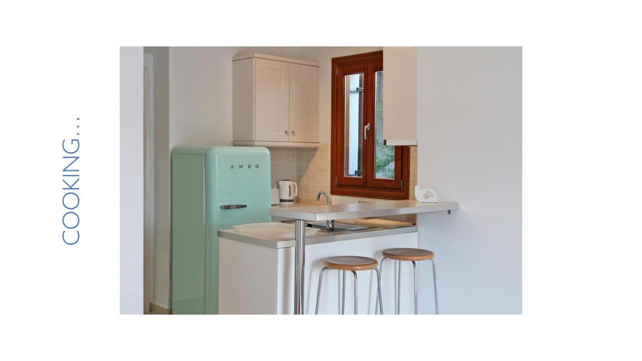 Anemos Junior Suite Skopelos Town Exterior photo
