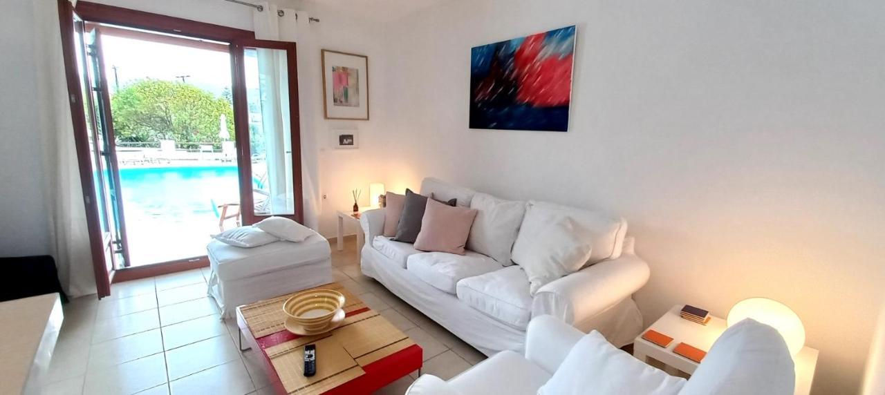 Anemos Junior Suite Skopelos Town Exterior photo