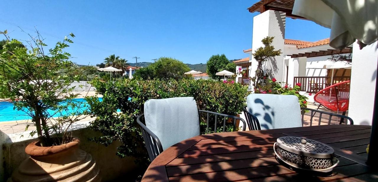 Anemos Junior Suite Skopelos Town Exterior photo