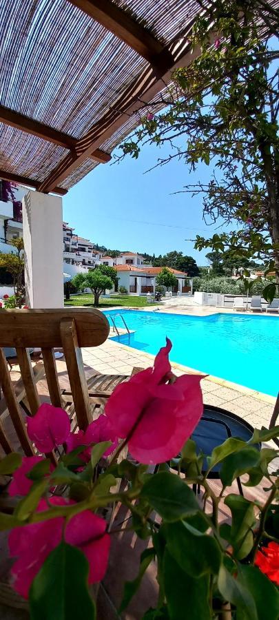 Anemos Junior Suite Skopelos Town Exterior photo